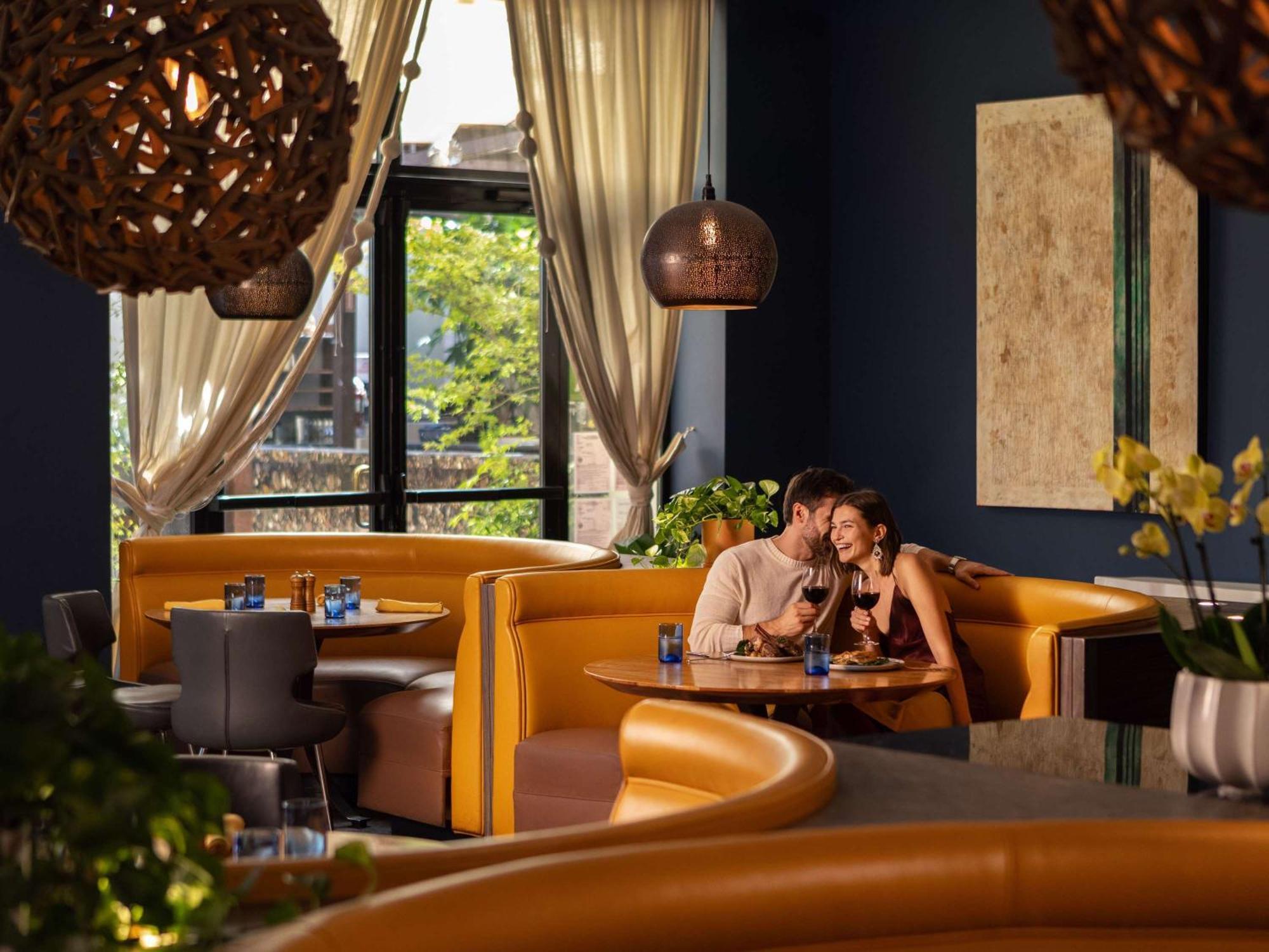 Hotel Sofitel Los Angeles At Beverly Hills Esterno foto